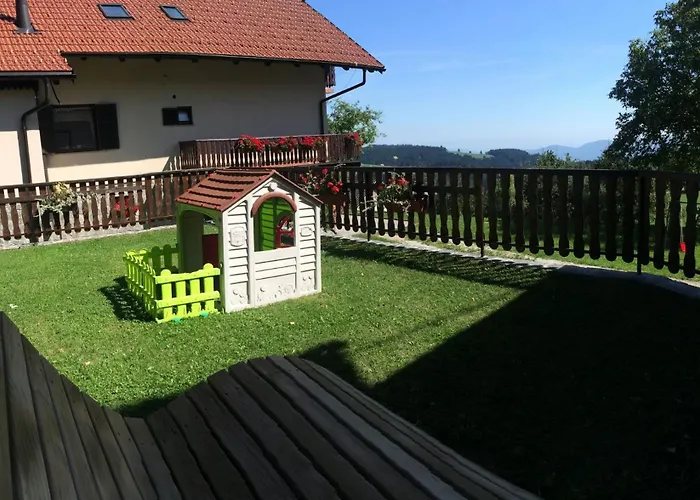 بيت ضيافة Tourist Farm Pacnik